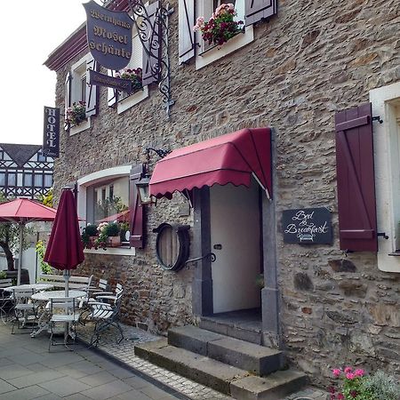 Hotel Garni Altes Winzerhaus Moselschaenke 코베른곤도르프 외부 사진