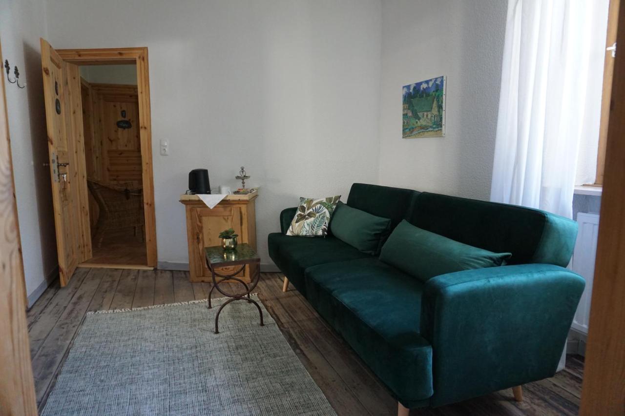 Hotel Garni Altes Winzerhaus Moselschaenke 코베른곤도르프 외부 사진