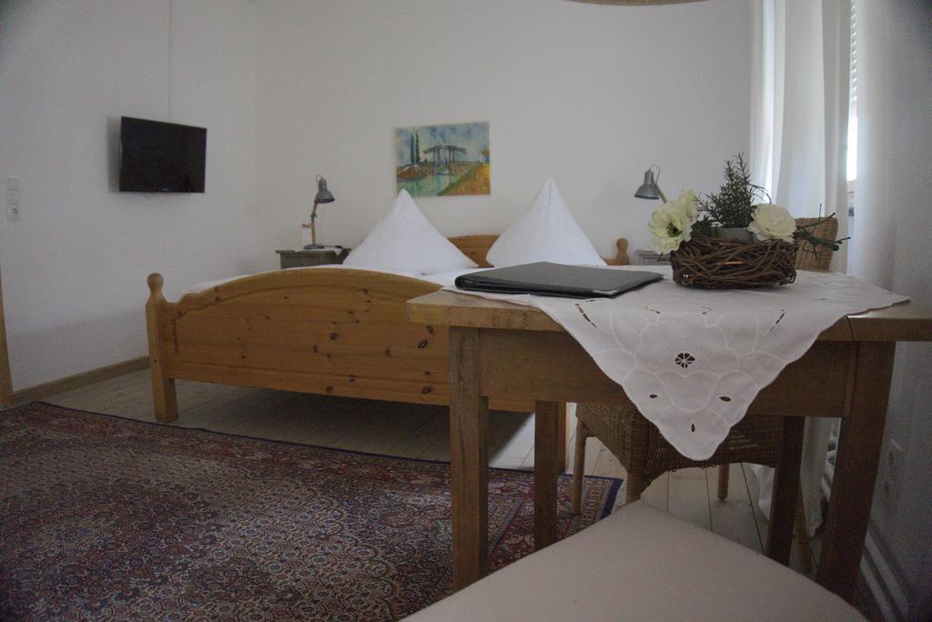 Hotel Garni Altes Winzerhaus Moselschaenke 코베른곤도르프 객실 사진