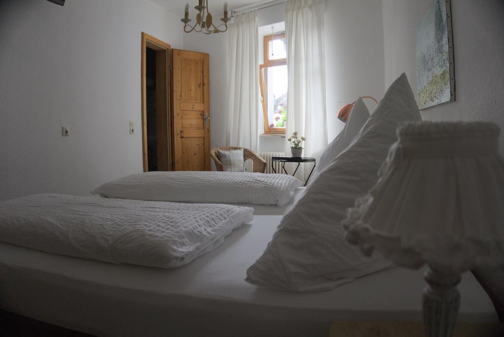 Hotel Garni Altes Winzerhaus Moselschaenke 코베른곤도르프 외부 사진