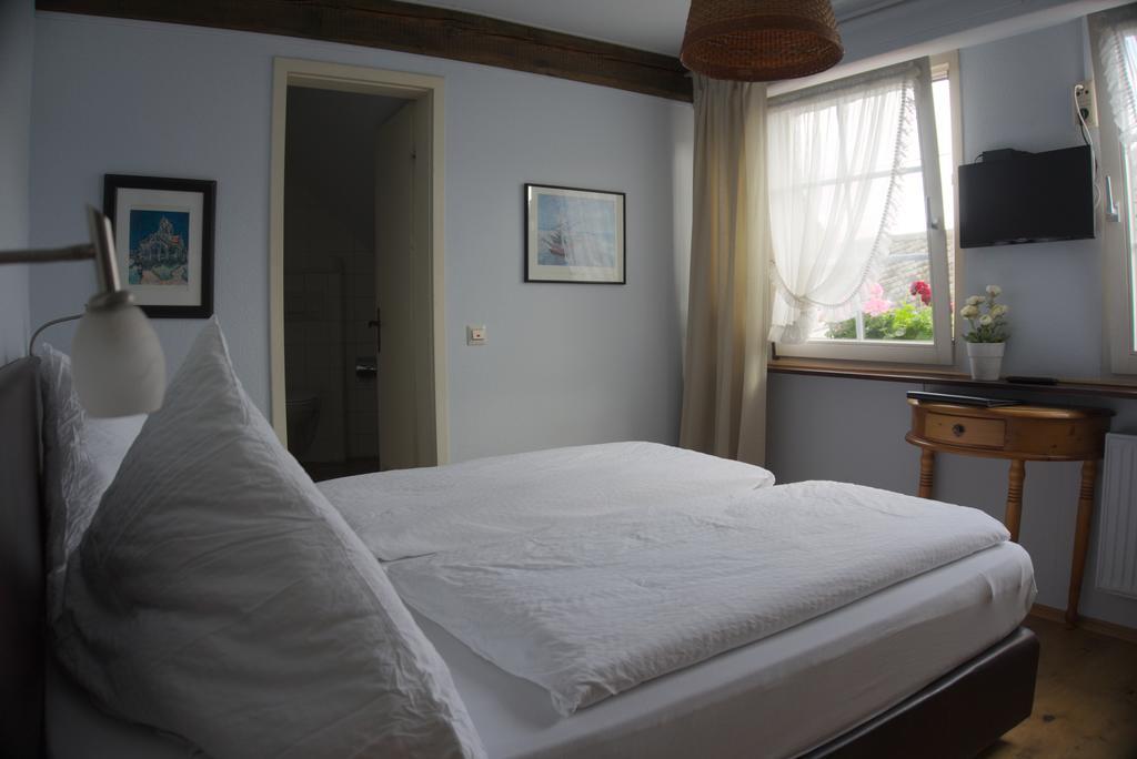 Hotel Garni Altes Winzerhaus Moselschaenke 코베른곤도르프 외부 사진