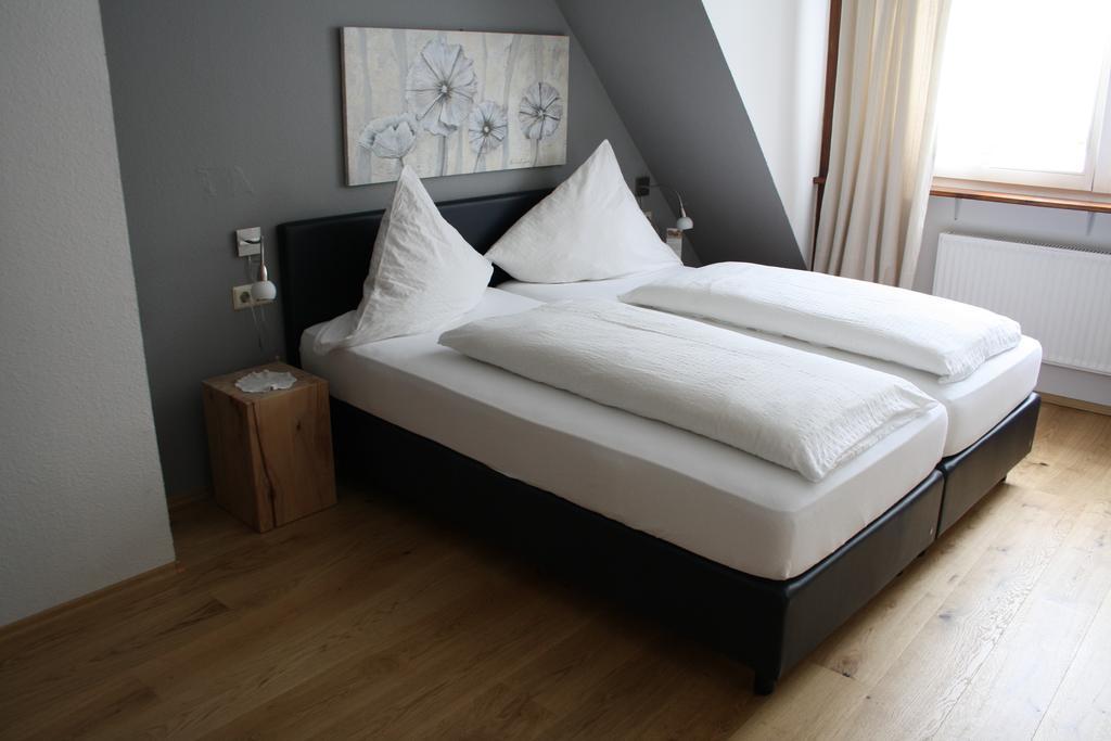 Hotel Garni Altes Winzerhaus Moselschaenke 코베른곤도르프 객실 사진